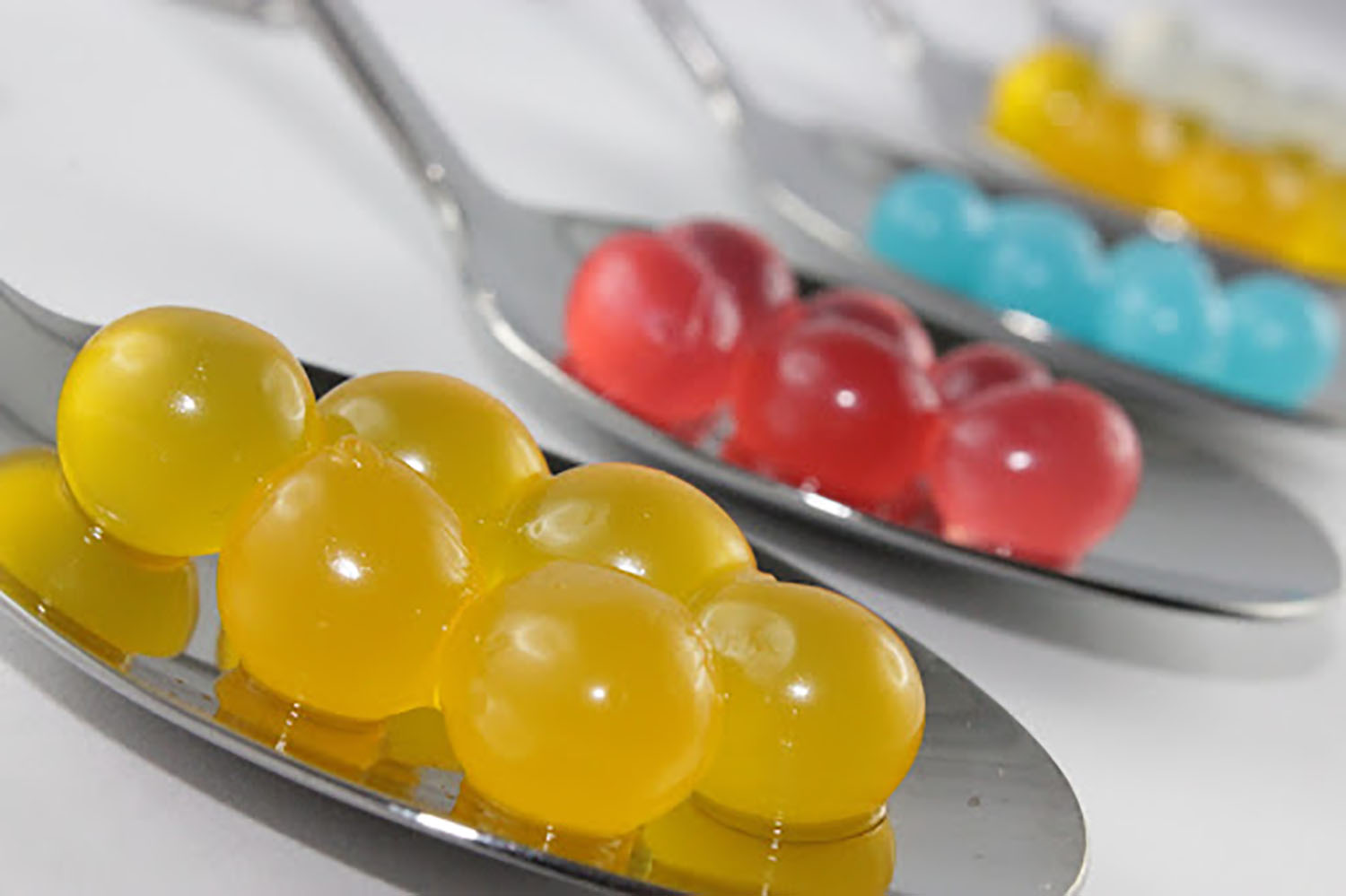 Microencapsulação de ingredientes alimentícios